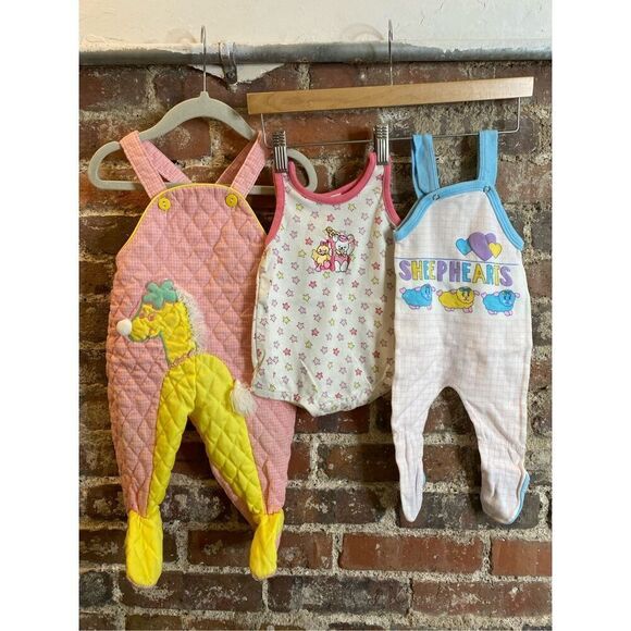Vintage Baby Girl Romper Batch of 3 Sizes 3-6 months - Picture 1 of 10